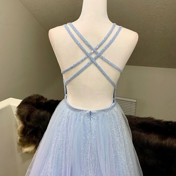 Stunning Blue Gradient V-Neck Sequined Ballgown - Picture 11 of 17